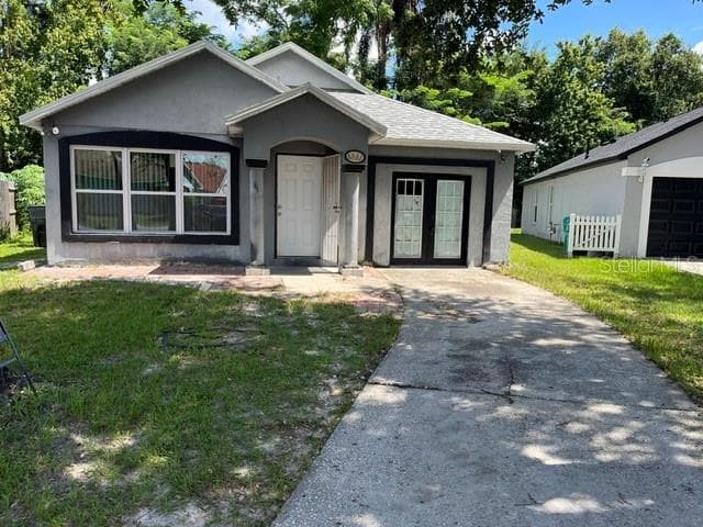 Single Family Residence at 4001 KALUGA PARK ST, ORLANDO, photo 2 of 14