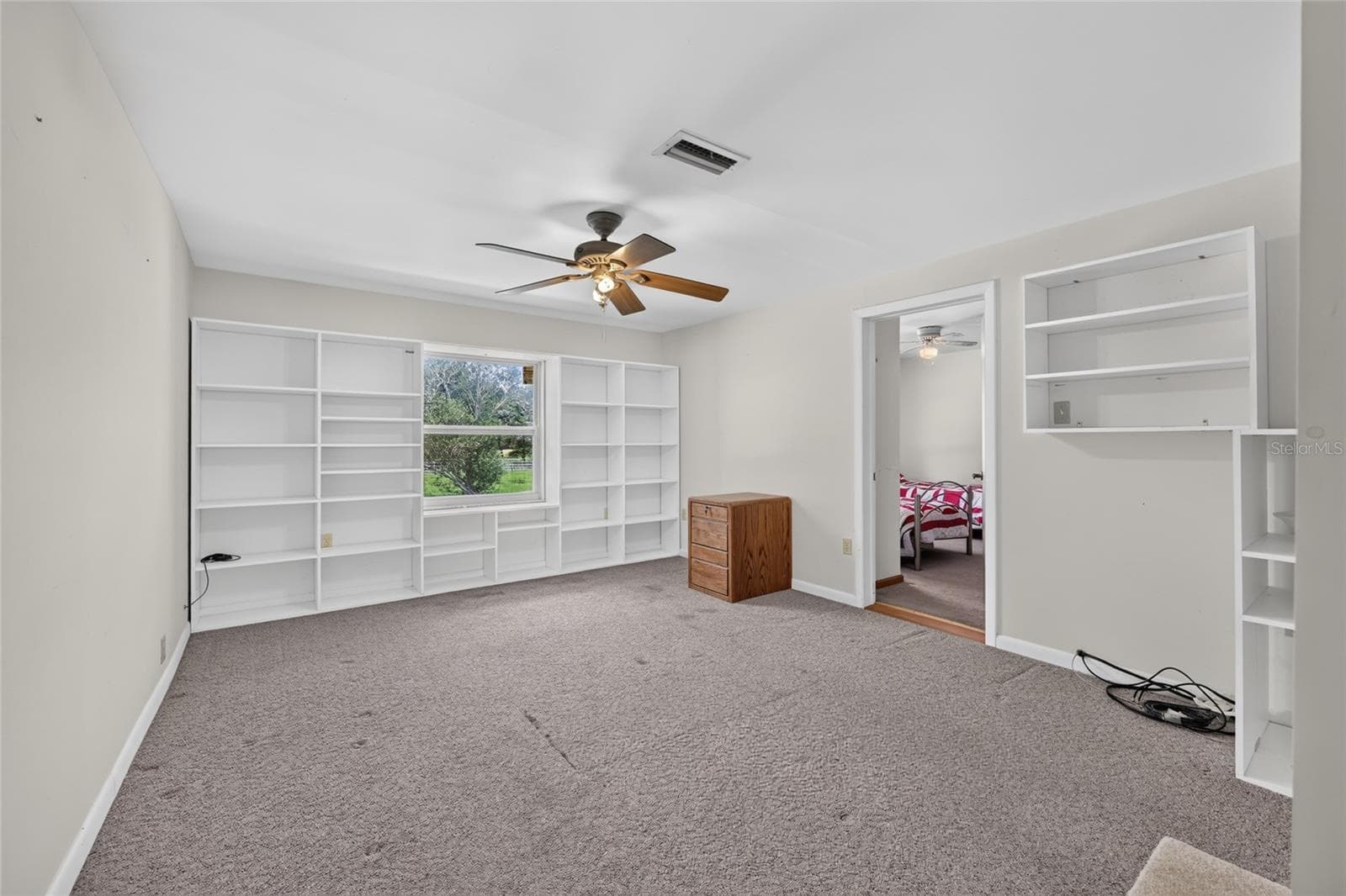 Flex room - 20500 NW 27TH ST, MORRISTON