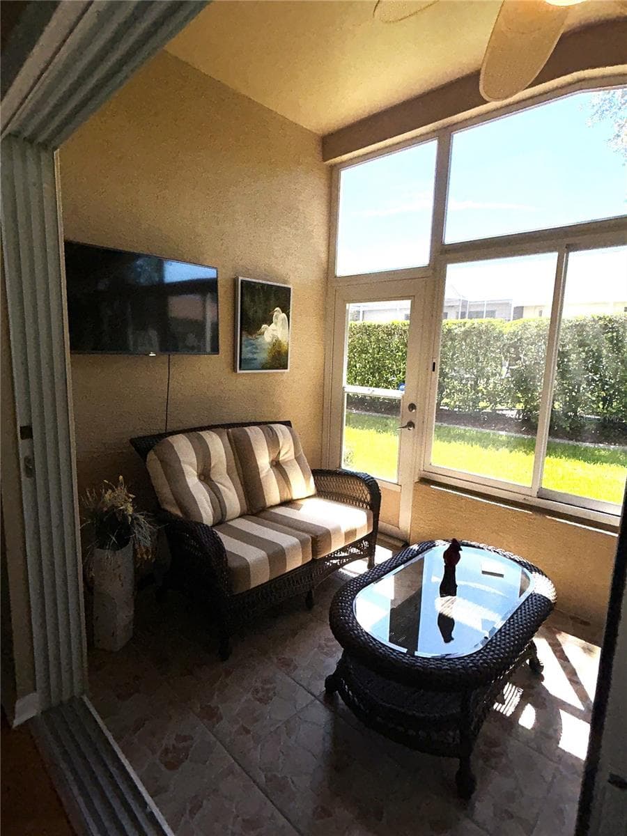 Single Family Residence at 18505 GRAND CLUB DR, HUDSON, photo 25 of 44