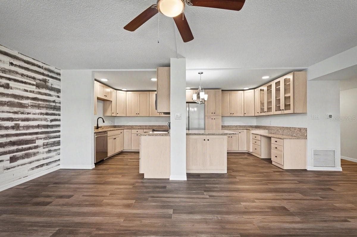 Totally remodeled kitchen - 1224 S PENINSULA DR #621, DAYTONA BEACH
