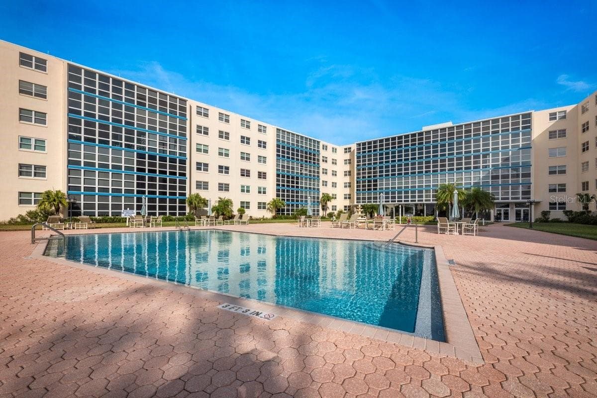 Pendleton Pool - 1224 S PENINSULA DR #621, DAYTONA BEACH