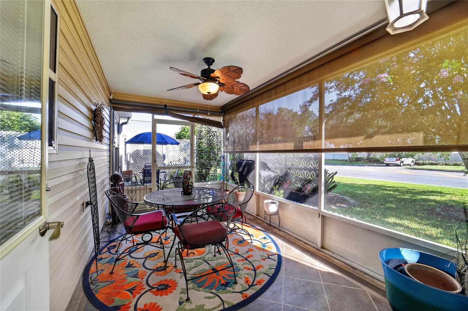Single Family Residence at 1563 HOLLYBERRY PL, THE VILLAGES, photo 2 of 34