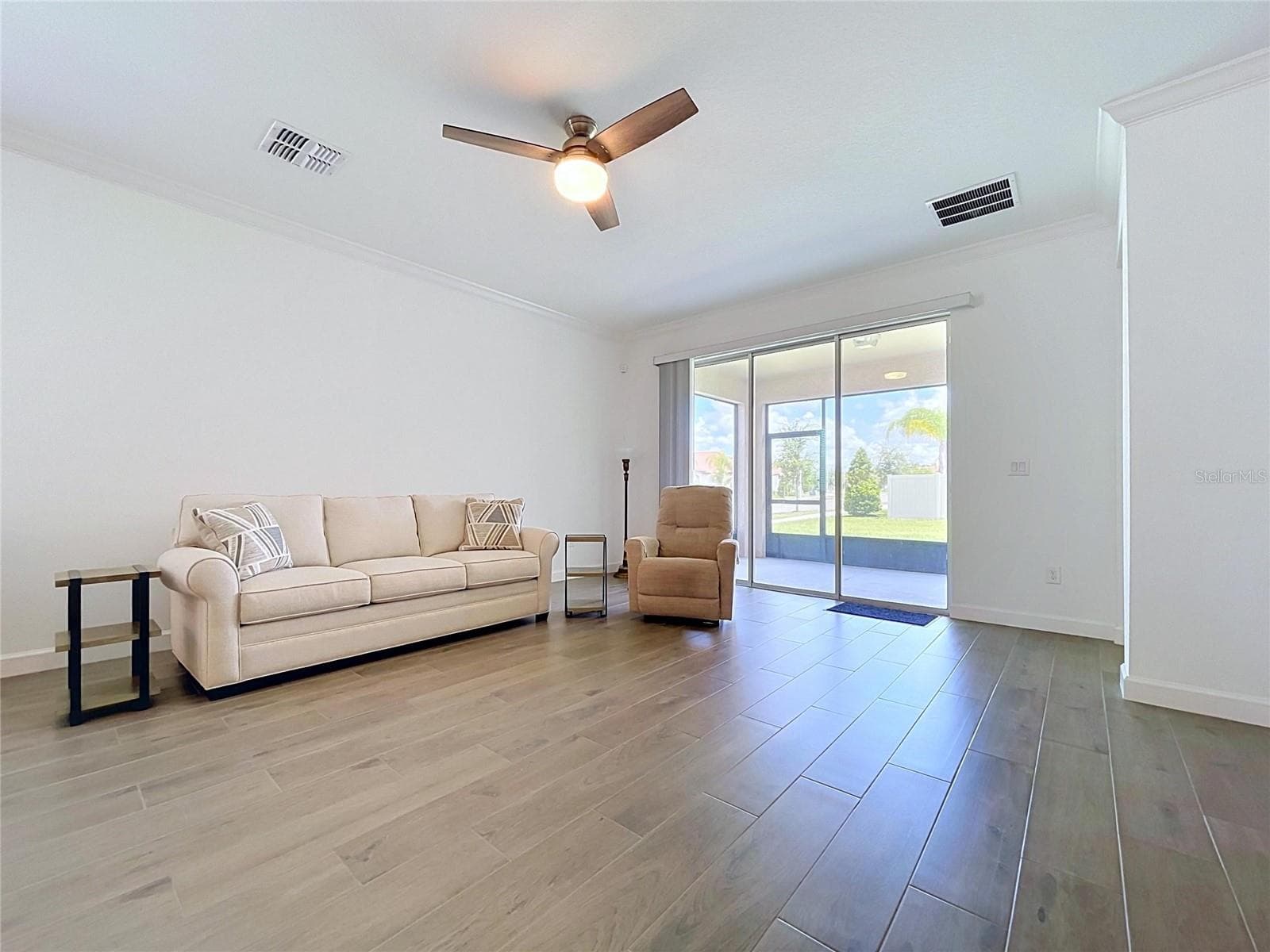 Single Family Residence at 5524 LITTLE PATH DR, WIMAUMA, photo 10 of 33