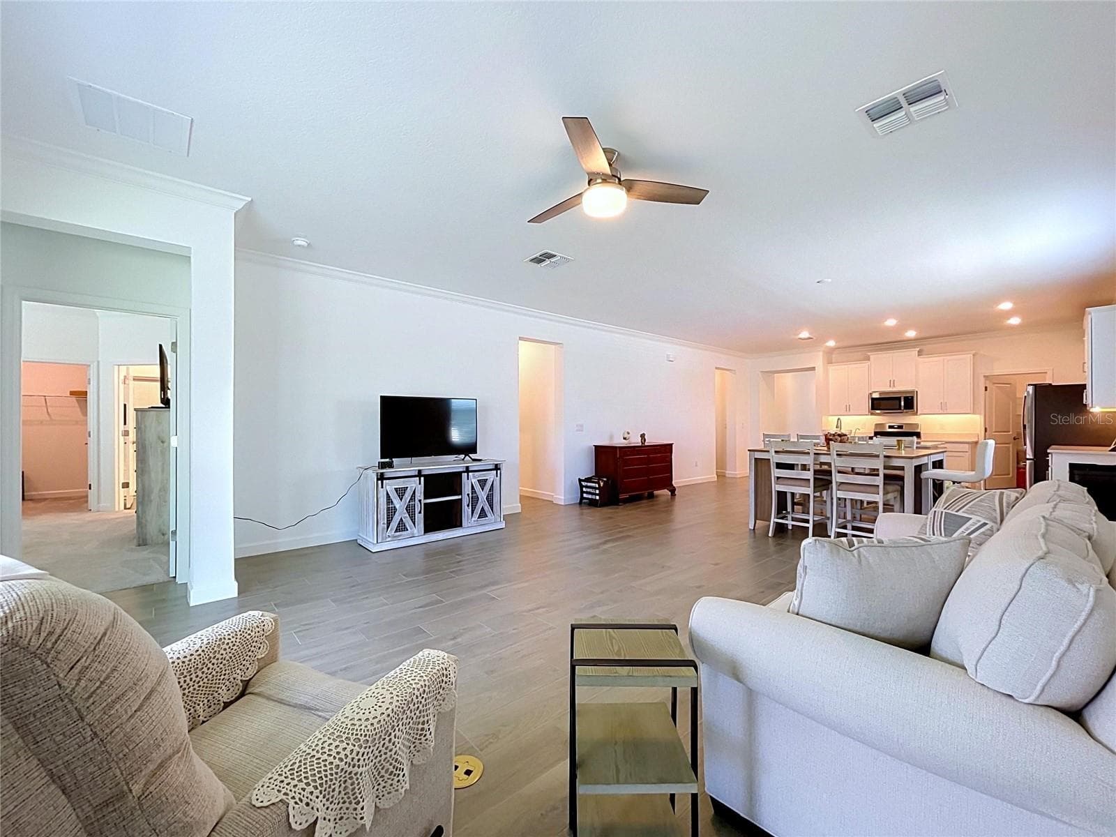 Single Family Residence at 5524 LITTLE PATH DR, WIMAUMA, photo 11 of 33