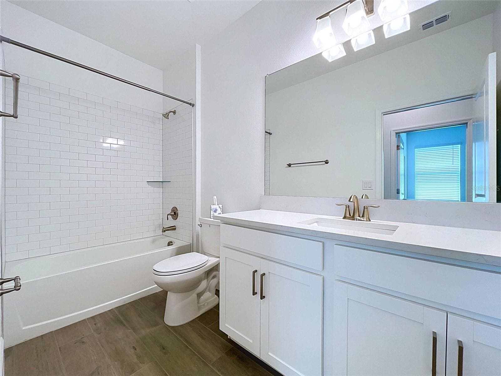 Single Family Residence at 5524 LITTLE PATH DR, WIMAUMA, photo 23 of 33