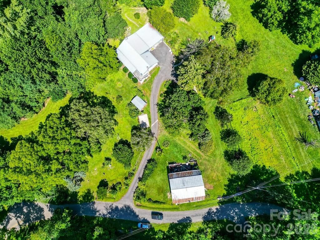 Single Family Residence at 901 Rufus Robinson Road, Sylva, photo 39 of 48