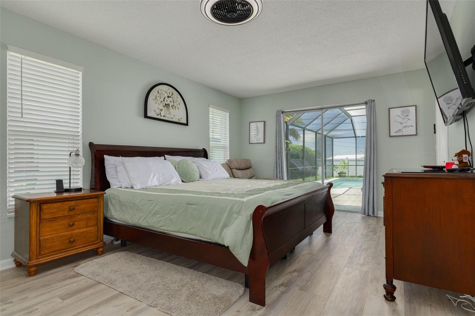Single Family Residence at 8960 140TH ST, SEMINOLE, photo 15 of 39
