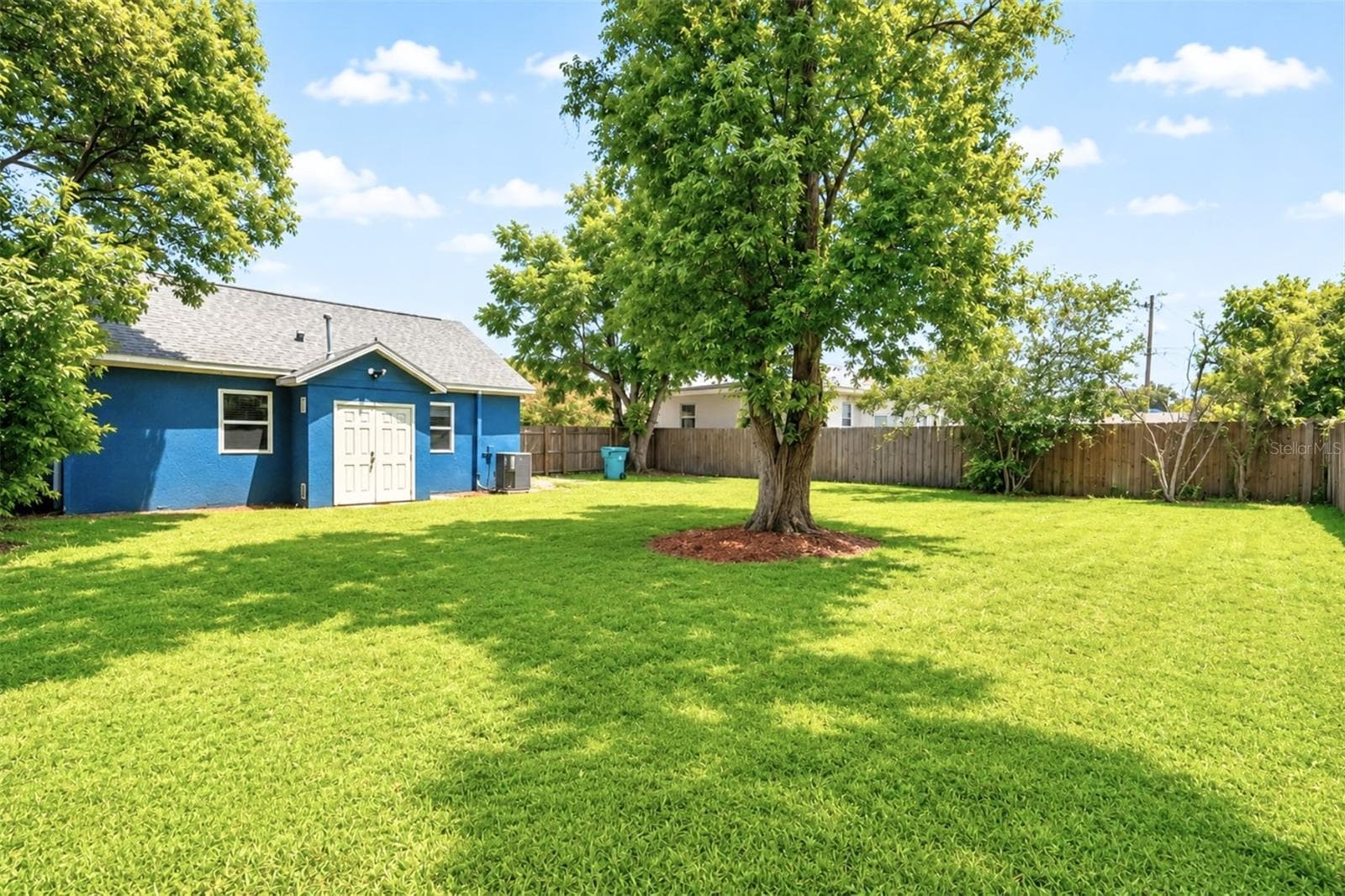 Single Family Residence at 140 PAGE ST, ORLANDO, photo 18 of 19