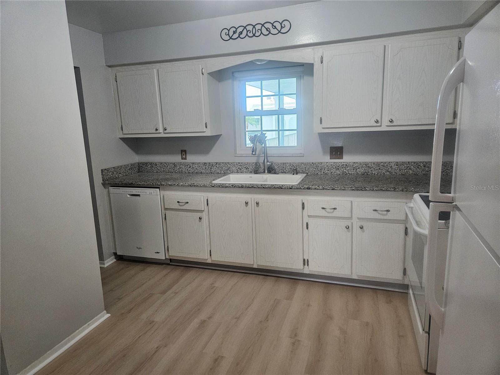 Condominium at 1706 BELLEAIR FOREST DR #310, BELLEAIR, photo 3 of 14