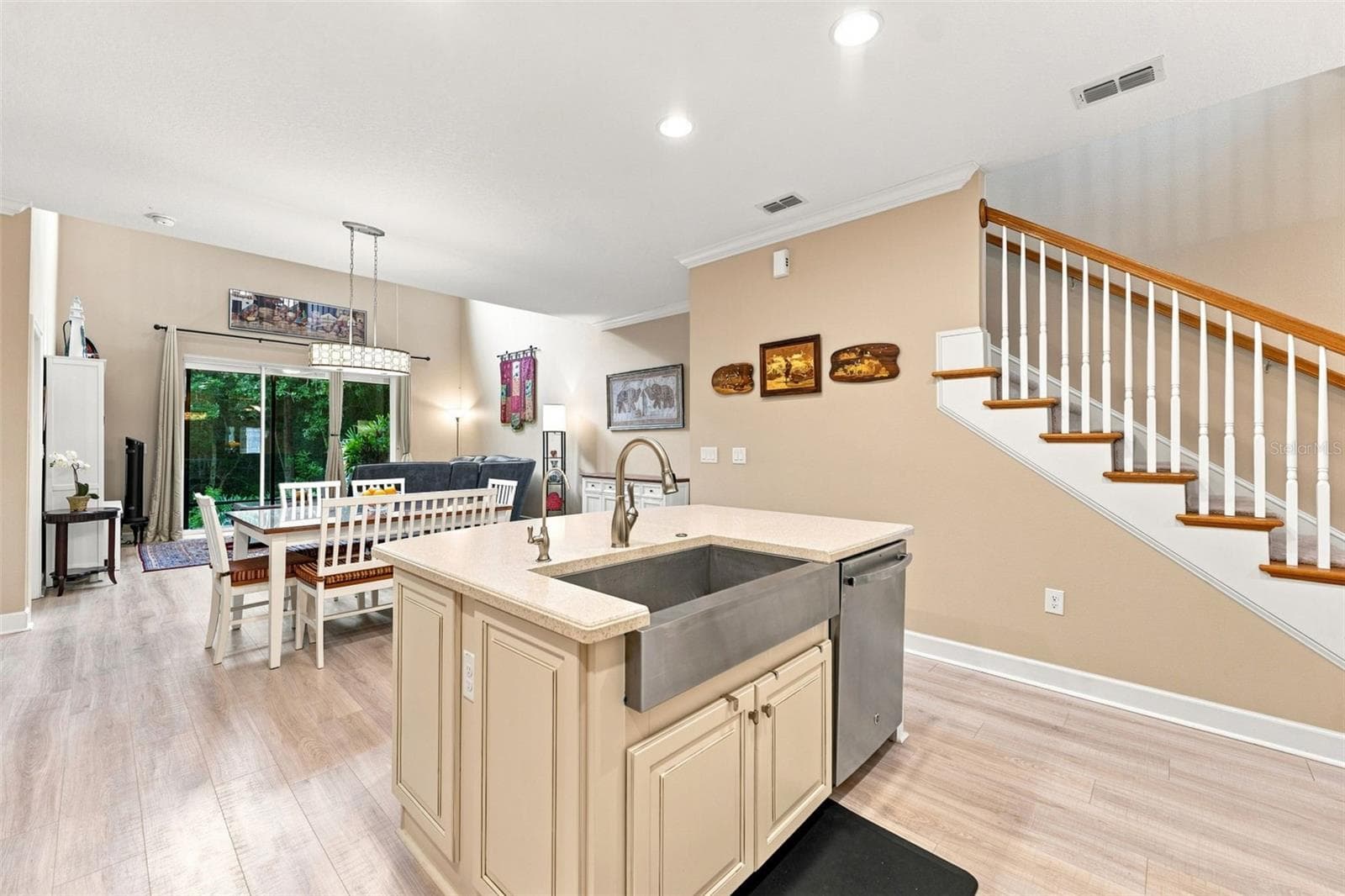 Townhouse at 8738 TERRACINA LAKE DR, TAMPA, photo 6 of 26