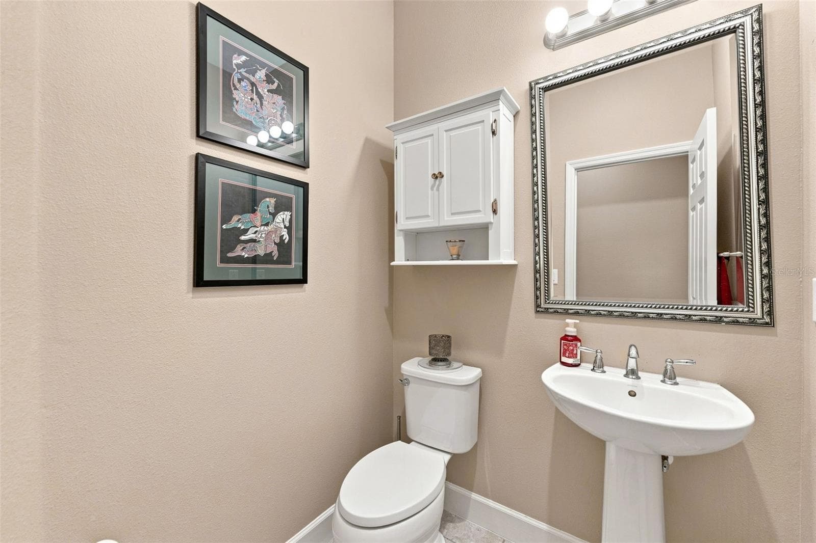 Townhouse at 8738 TERRACINA LAKE DR, TAMPA, photo 22 of 26