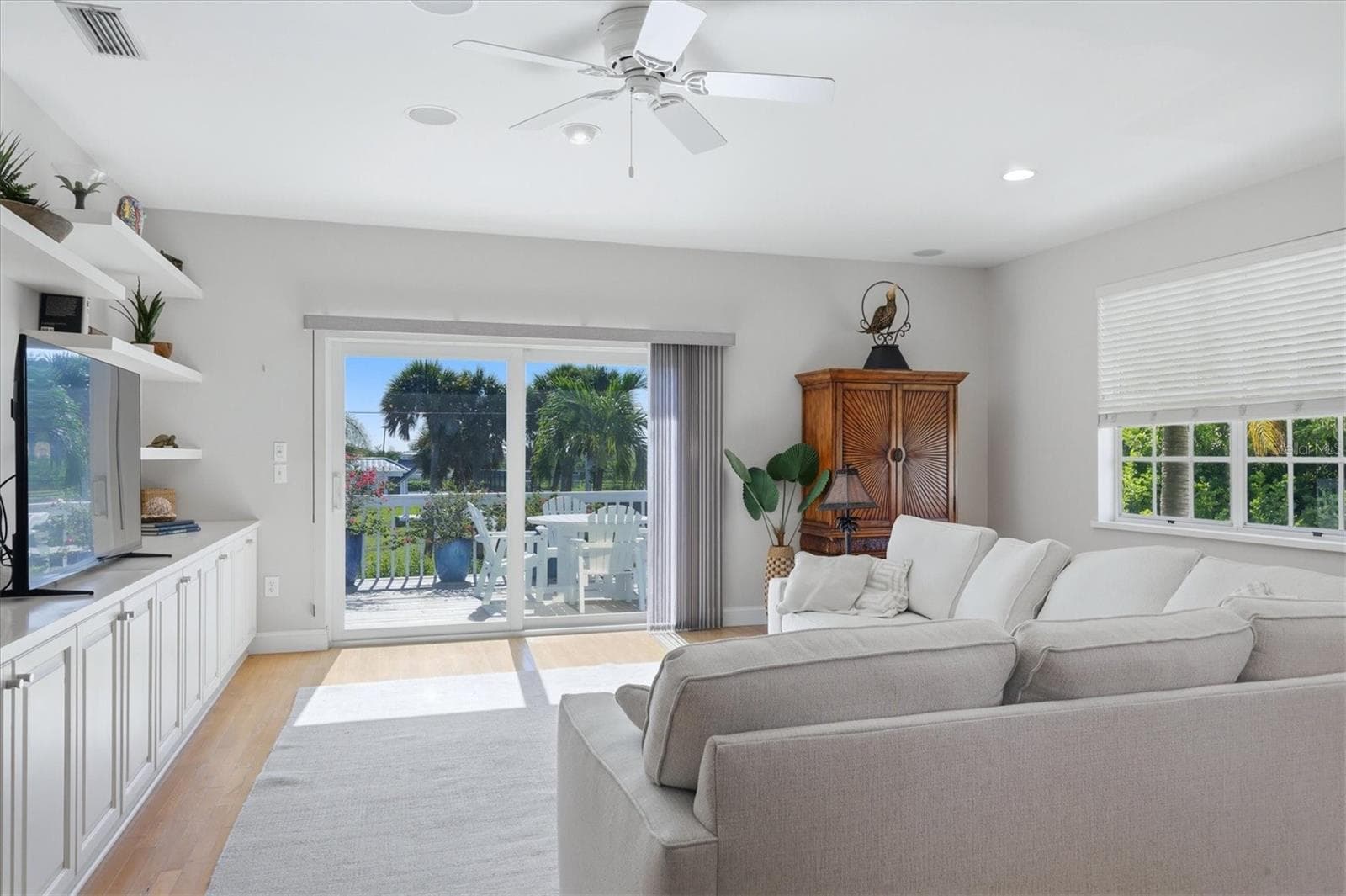 Single Family Residence at 281 SEABREEZE CT, BOCA GRANDE, photo 8 of 60