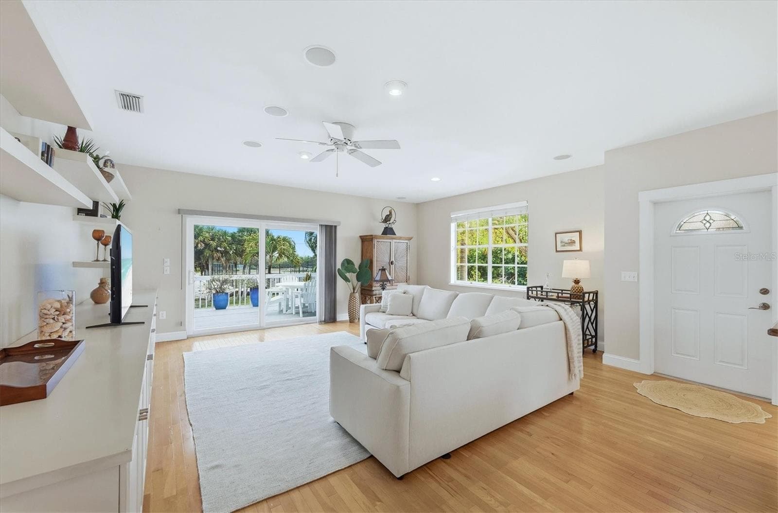 Single Family Residence at 281 SEABREEZE CT, BOCA GRANDE, photo 15 of 60