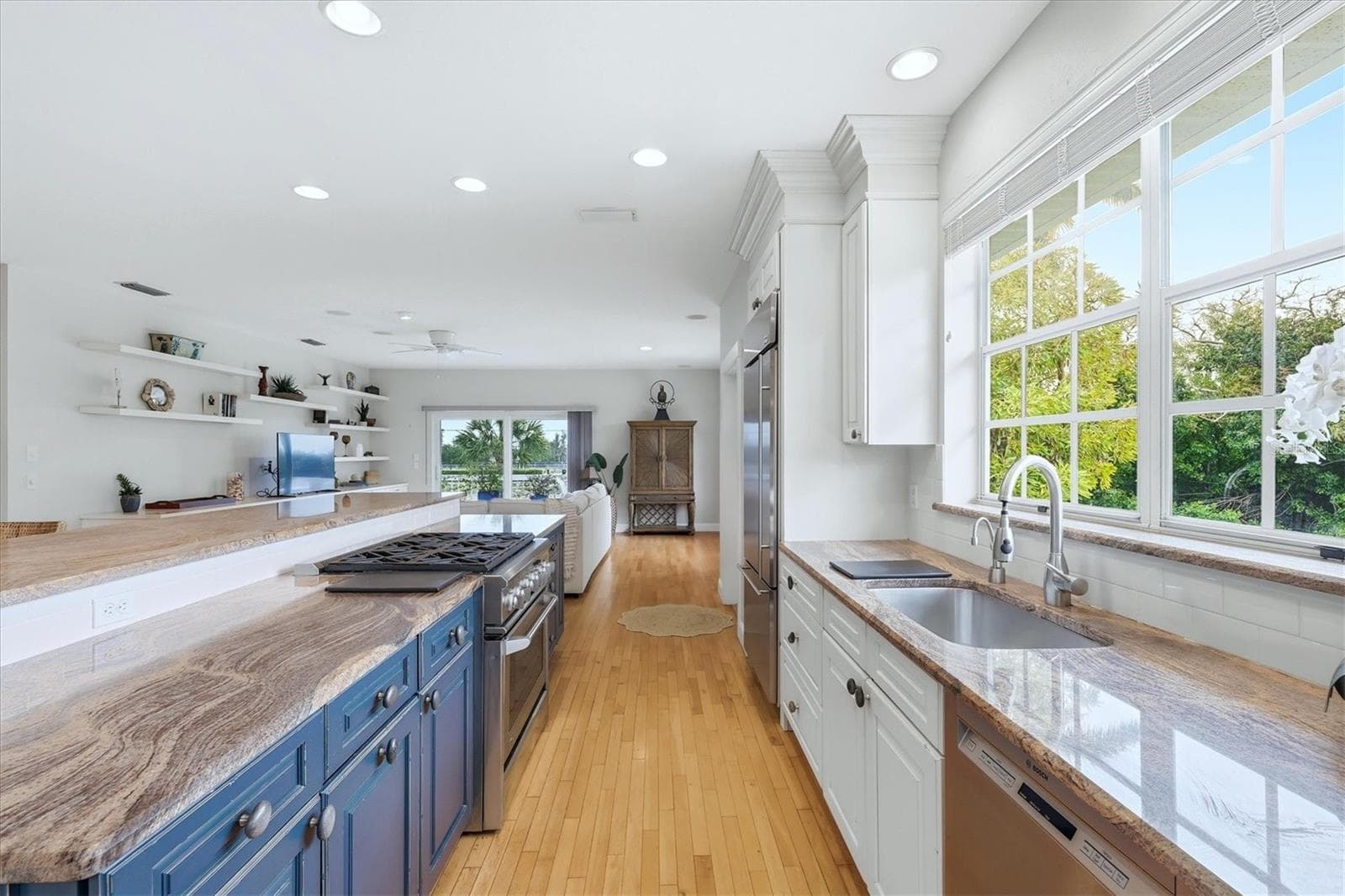 Single Family Residence at 281 SEABREEZE CT, BOCA GRANDE, photo 29 of 60