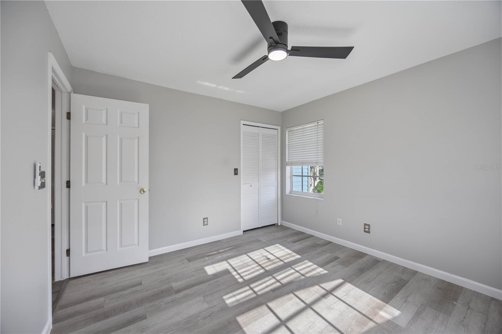 Single Family Residence at 13951 HARBOR VIEW DR, SEMINOLE, photo 23 of 30