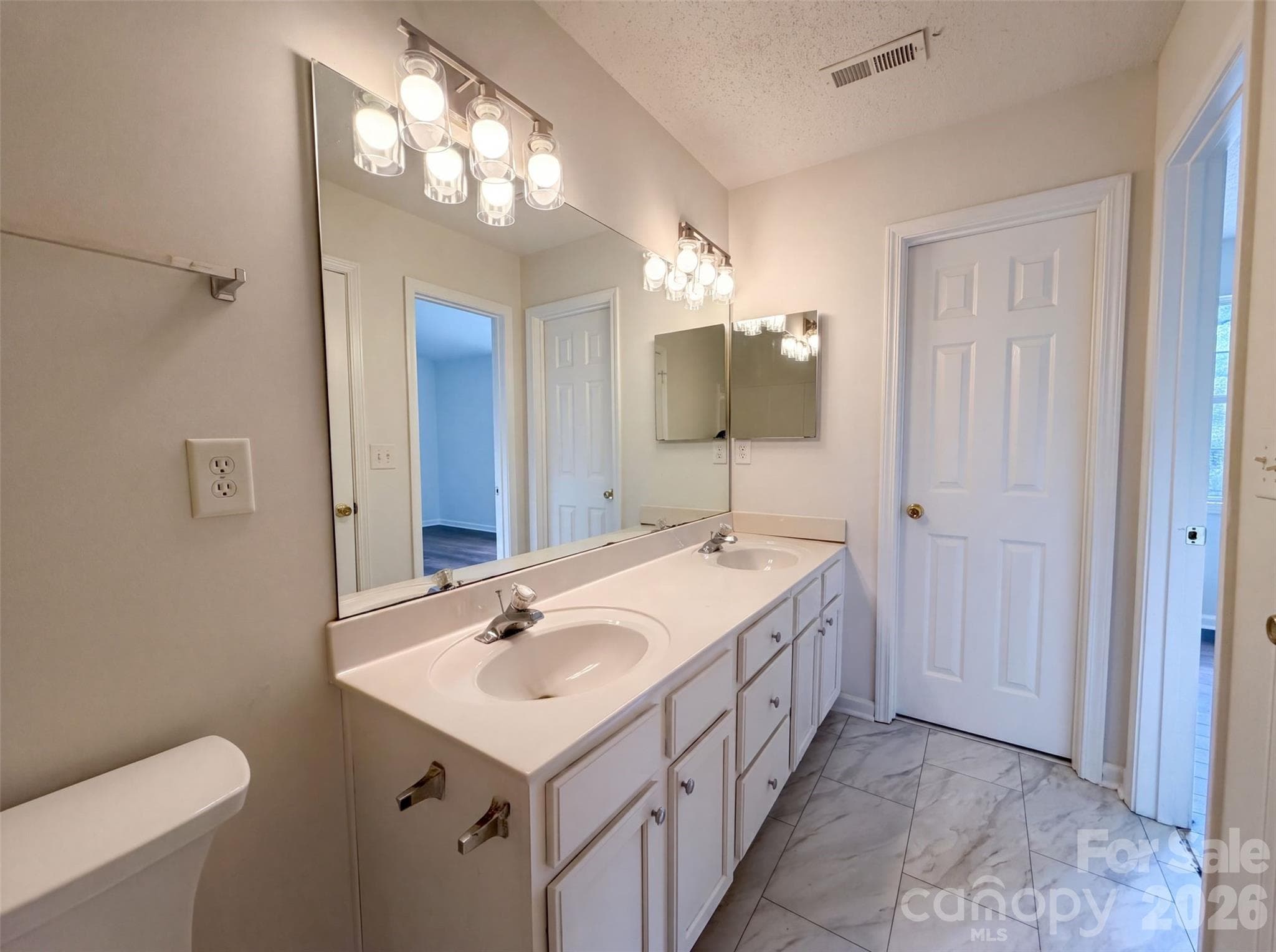 Townhouse at 4165 Birch Leaf Court, Charlotte, photo 15 of 18