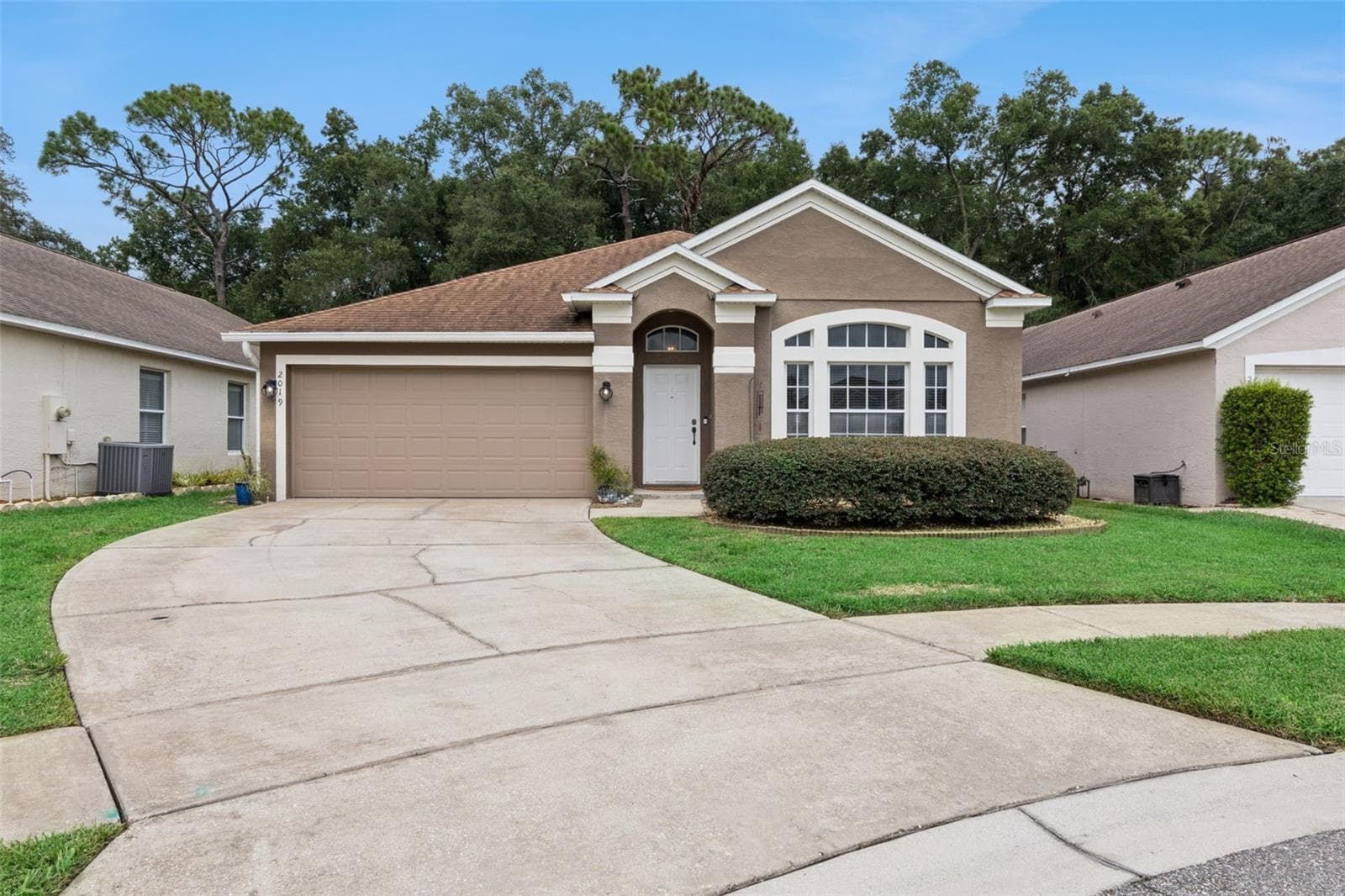 Single Family Residence at 2019 GOLDEN IVY WAY, APOPKA, photo 2 of 56