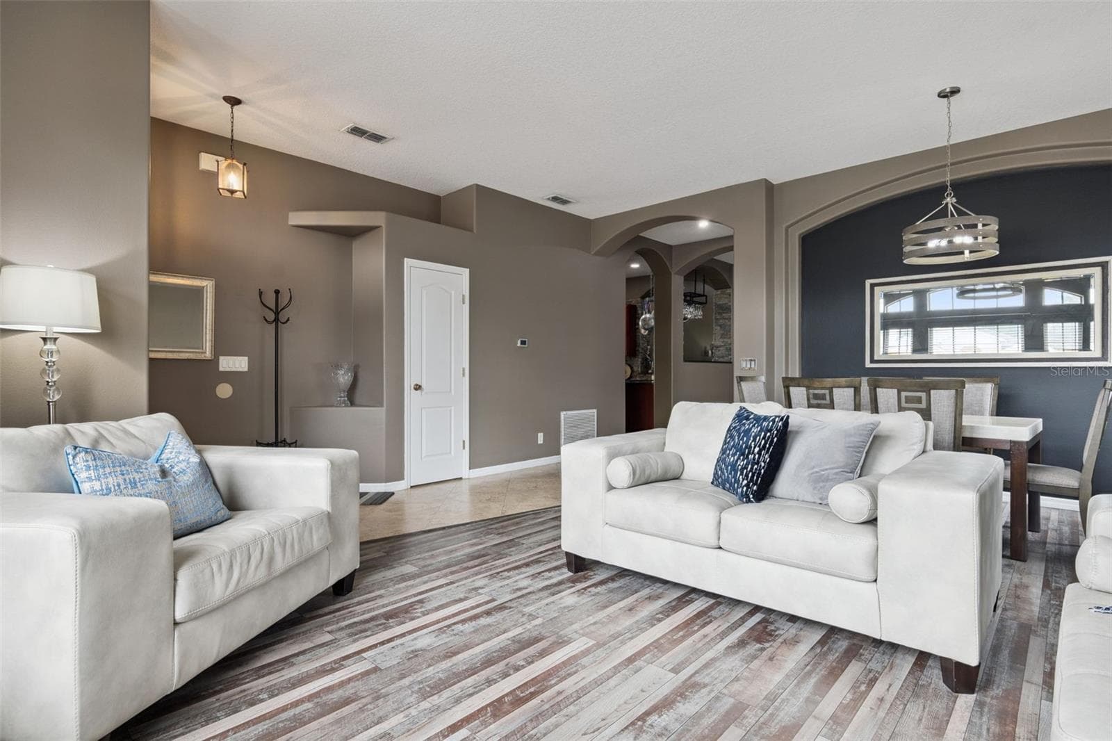Single Family Residence at 2019 GOLDEN IVY WAY, APOPKA, photo 9 of 56