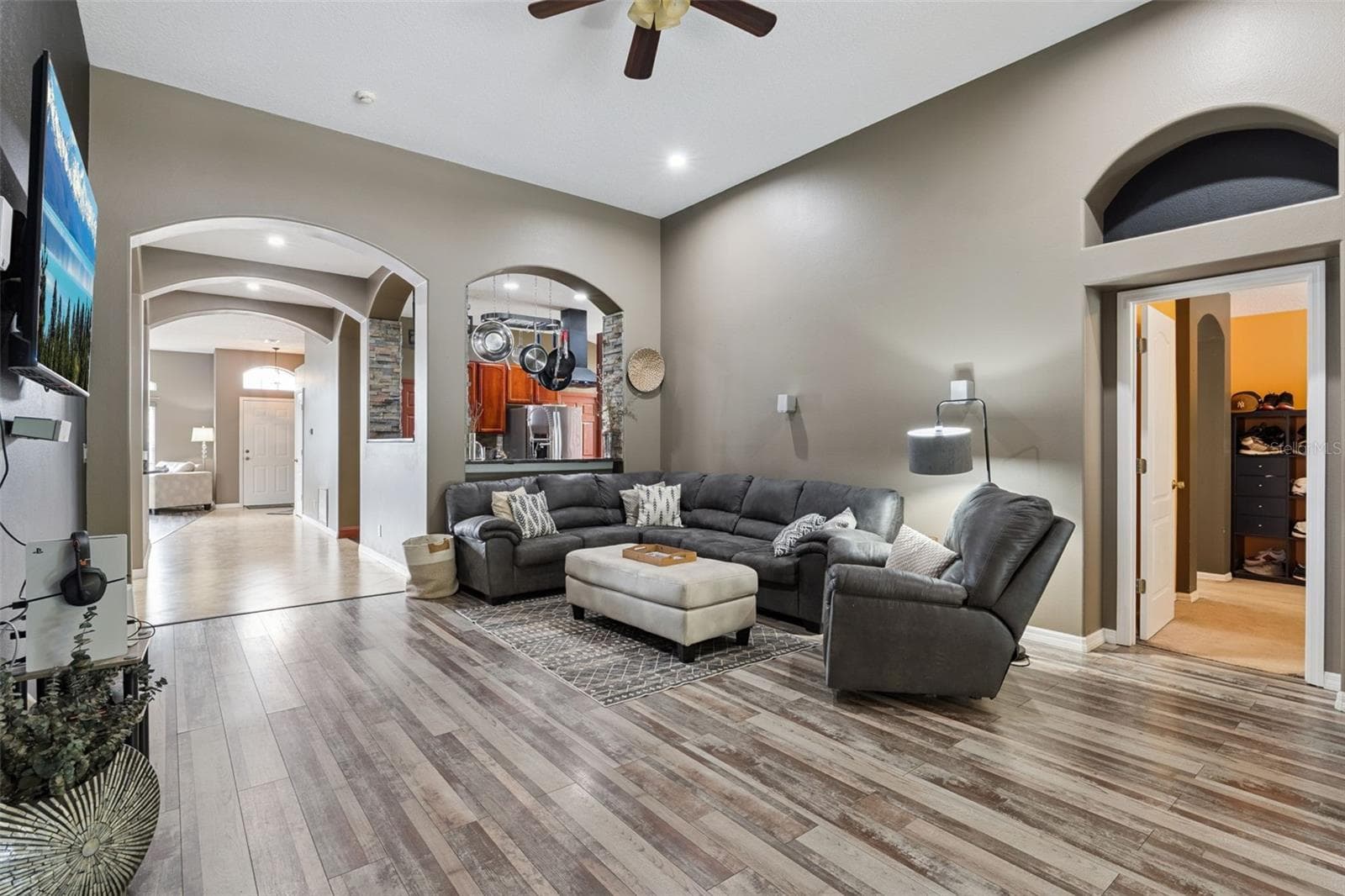 Single Family Residence at 2019 GOLDEN IVY WAY, APOPKA, photo 13 of 56