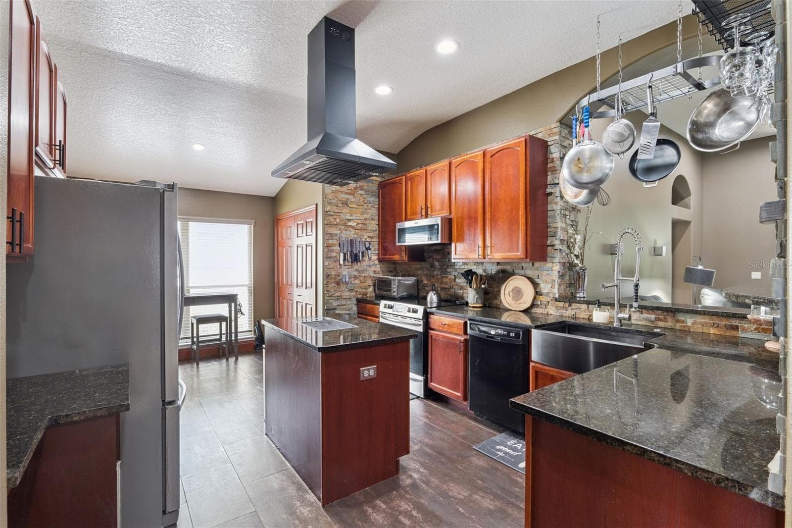 Single Family Residence at 2019 GOLDEN IVY WAY, APOPKA, photo 18 of 56