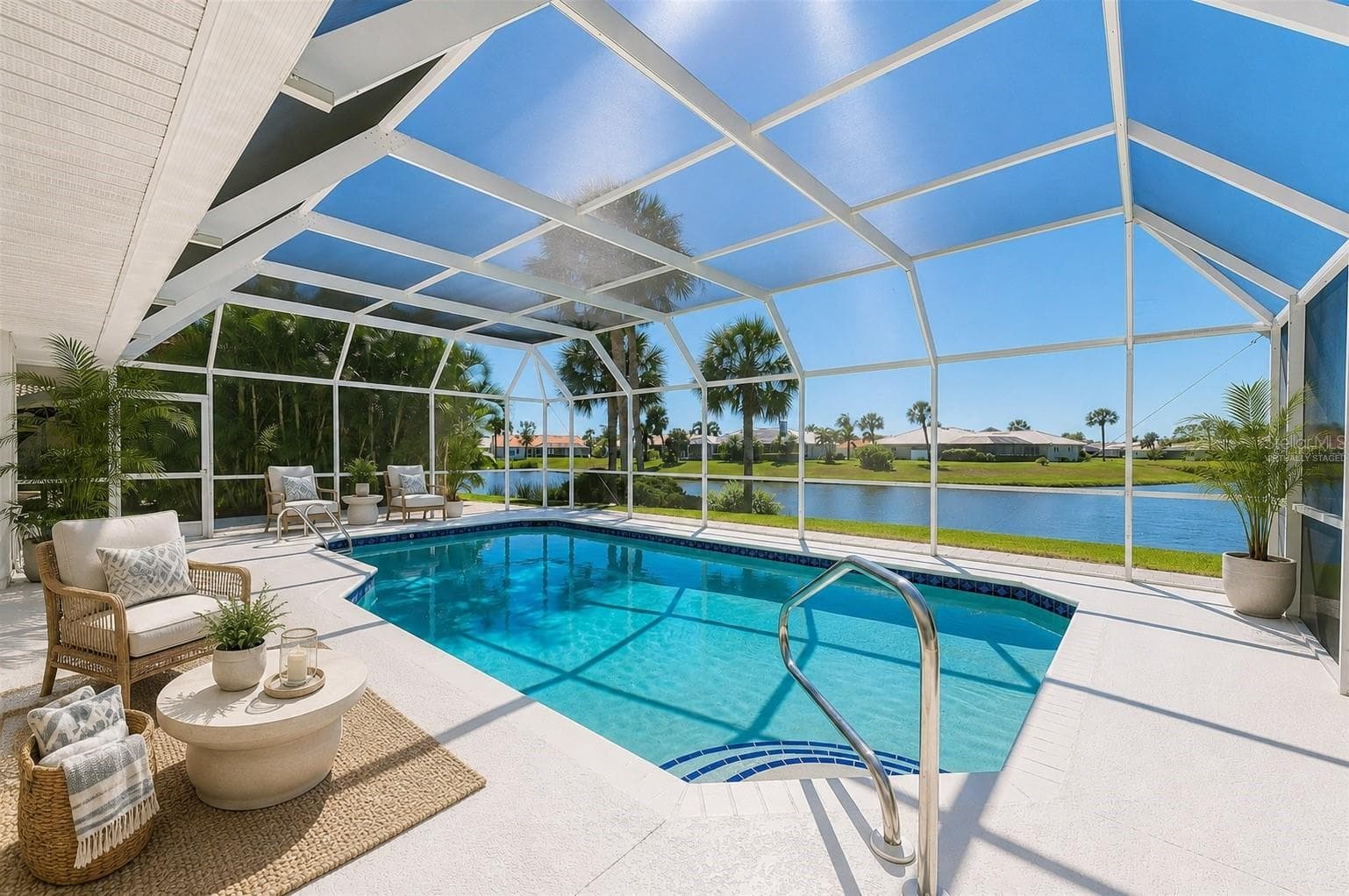 virtually staged - 1679 VALLEY DR, VENICE