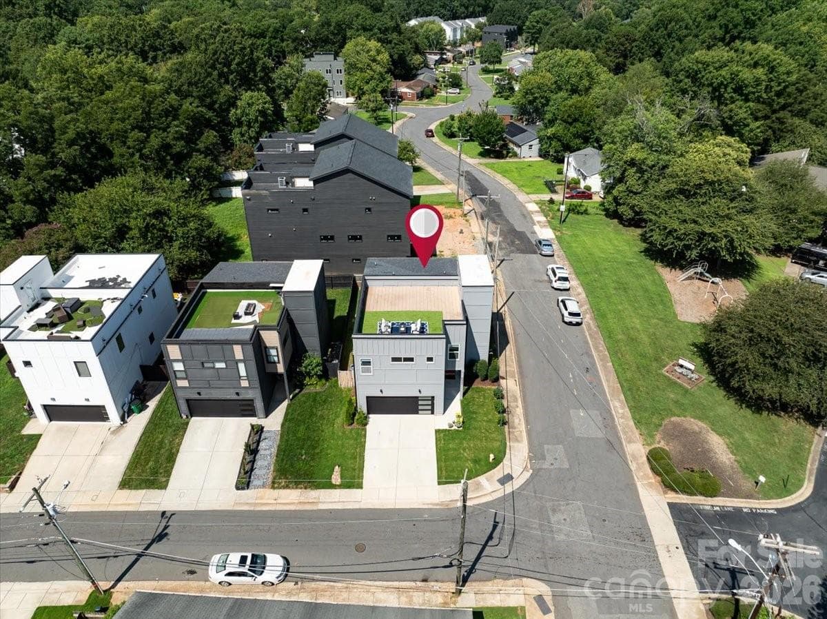 Corner lot - 621 Campus Street, Charlotte