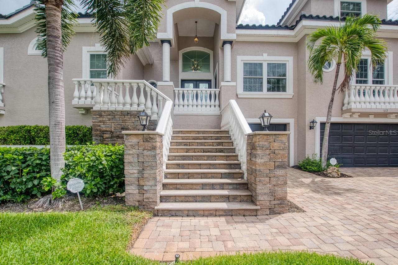 Single Family Residence at 6113 PASADENA POINT BLVD, GULFPORT, photo 13 of 92