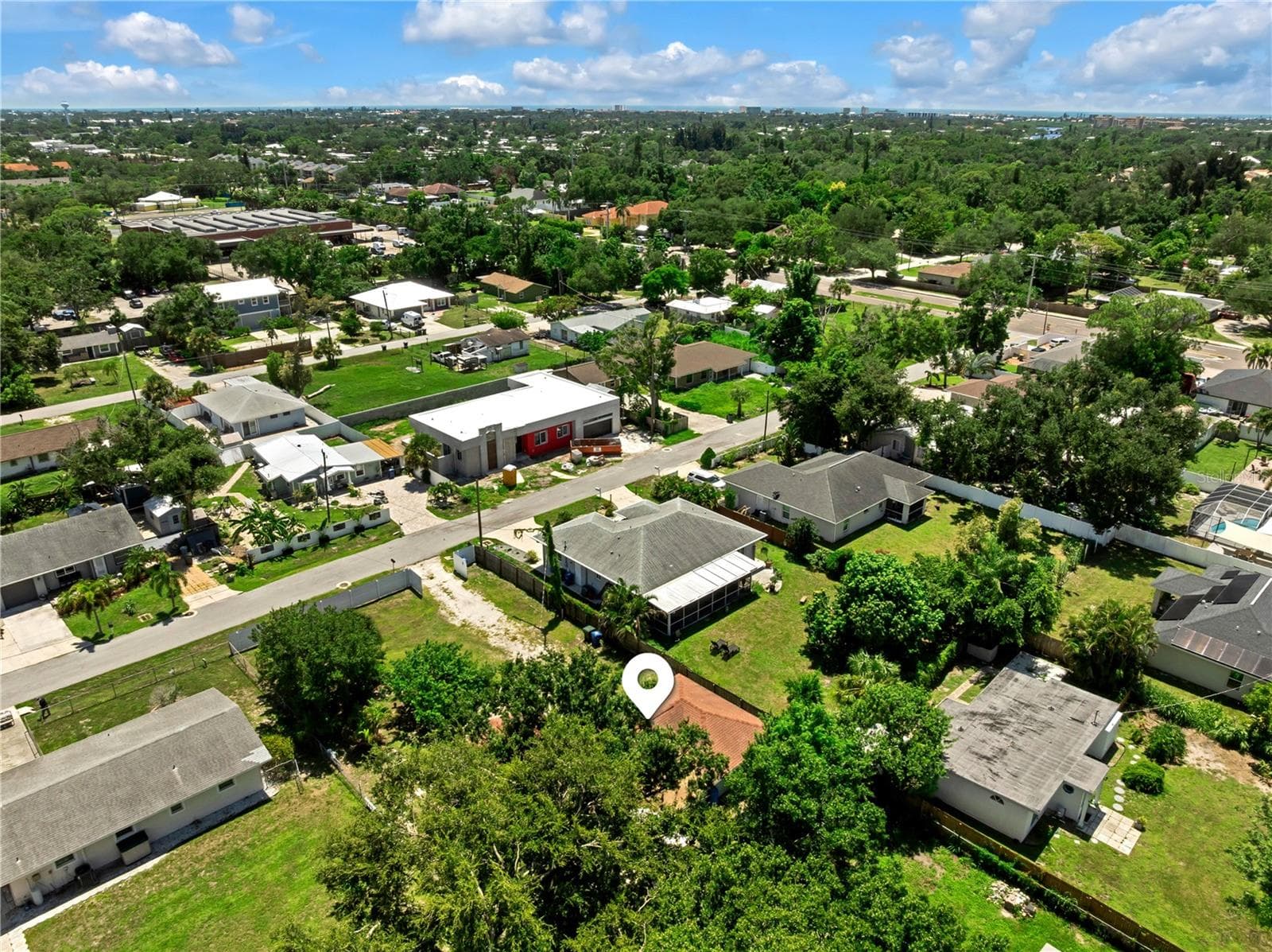 Single Family Residence at 2839 OLYMPIC ST, SARASOTA, photo 8 of 41
