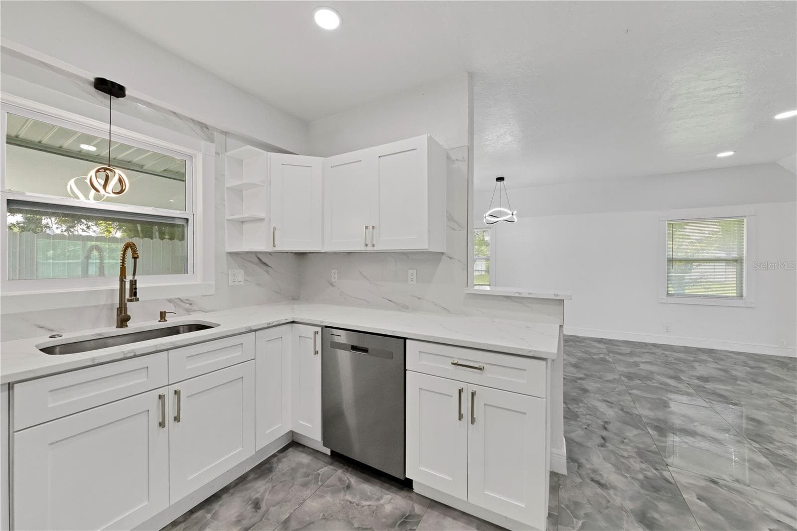 Single Family Residence at 2839 OLYMPIC ST, SARASOTA, photo 14 of 41