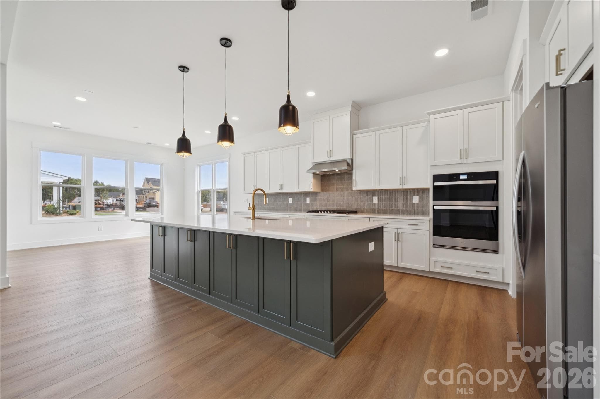 Single Family Residence at 5452 Vernon Ridge Road, Huntersville, photo 5 of 27