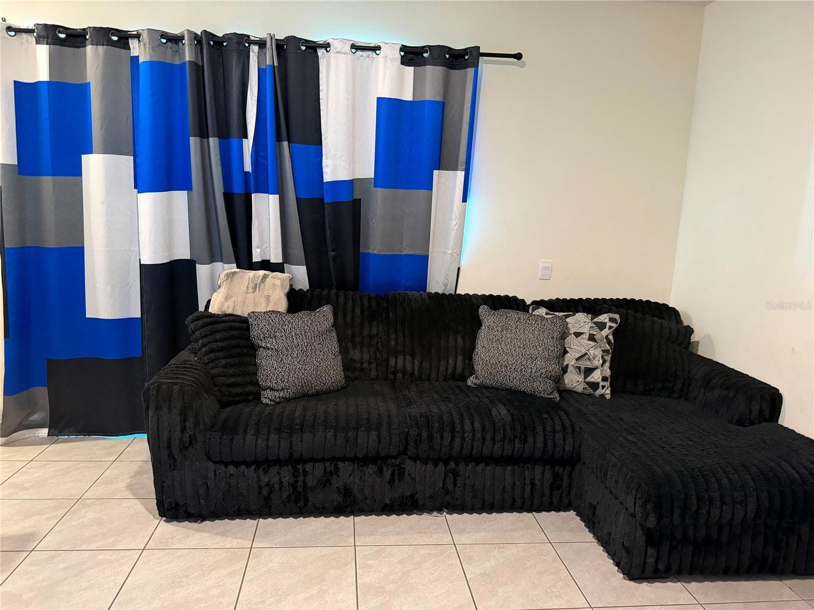 Townhouse at 9241 ROCK HARBOUR WAY, TAMPA, photo 16 of 22