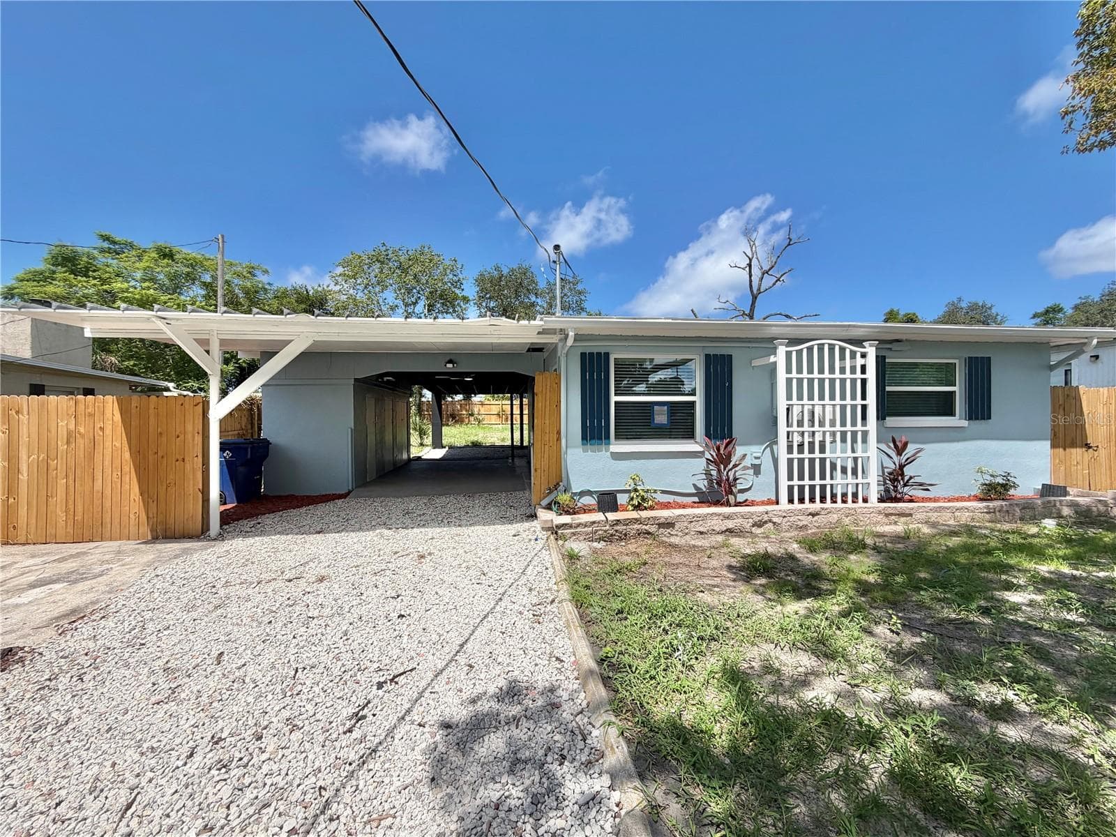 12119 VICTORY DR
