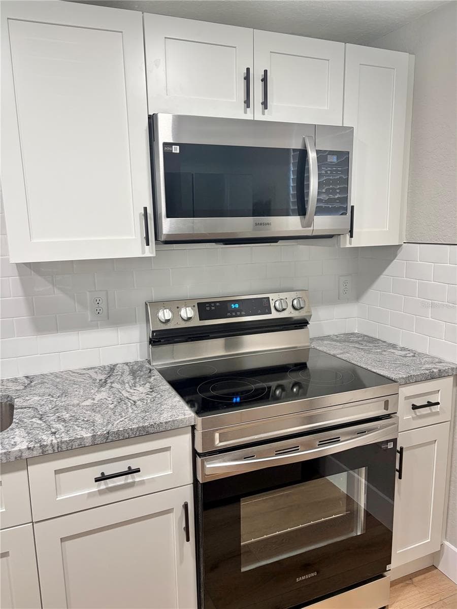 Single Family Residence at 12119 VICTORY DR, HUDSON, photo 13 of 62