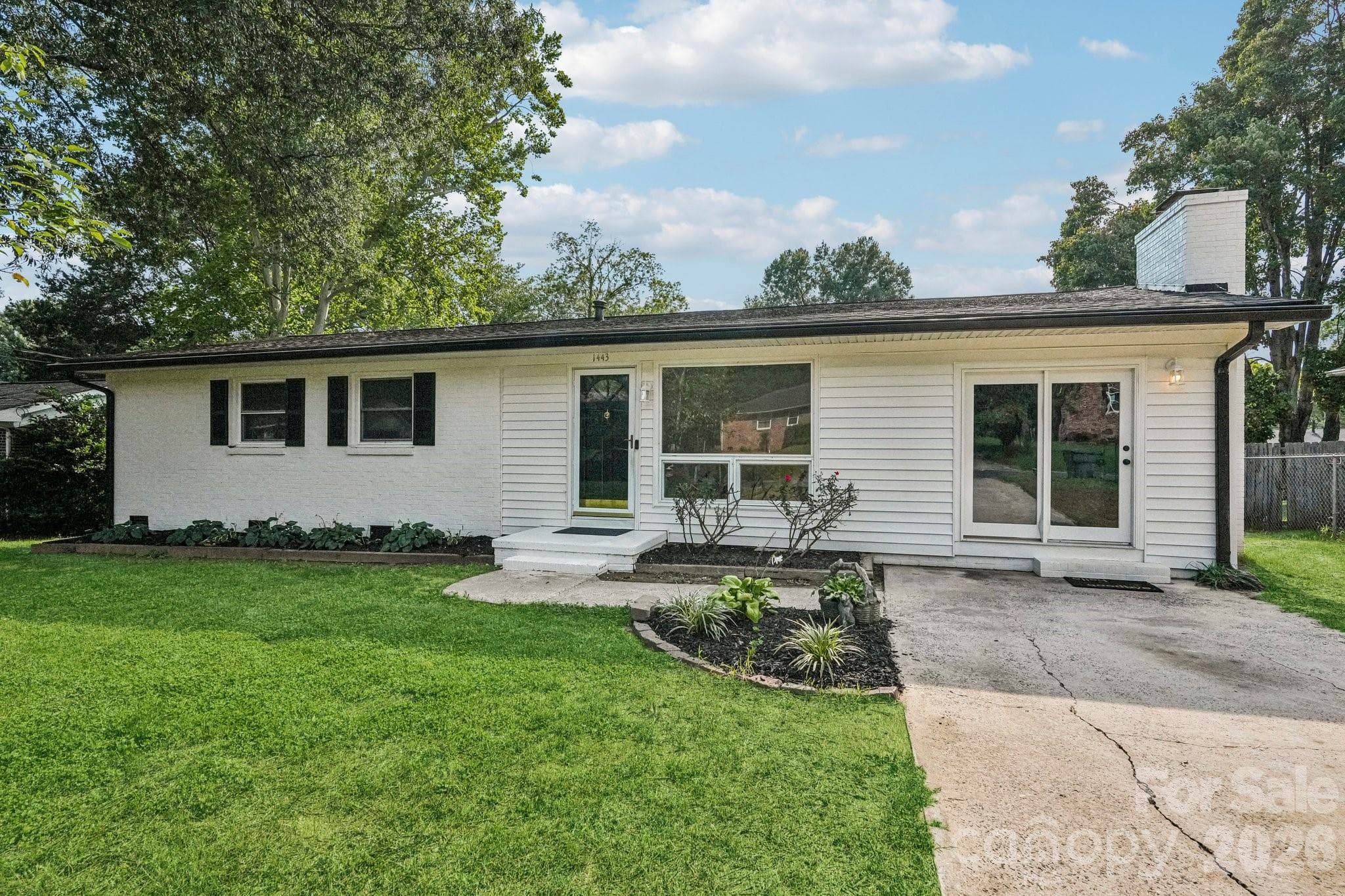 Single Family Residence at 1443 Lynhurst Drive, Gastonia, photo 40 of 41