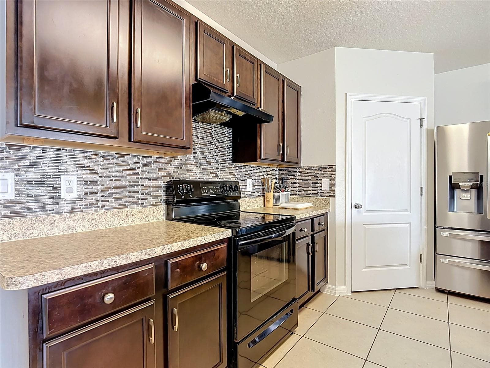 Single Family Residence at 829 SHEEN CIR, HAINES CITY, photo 13 of 56