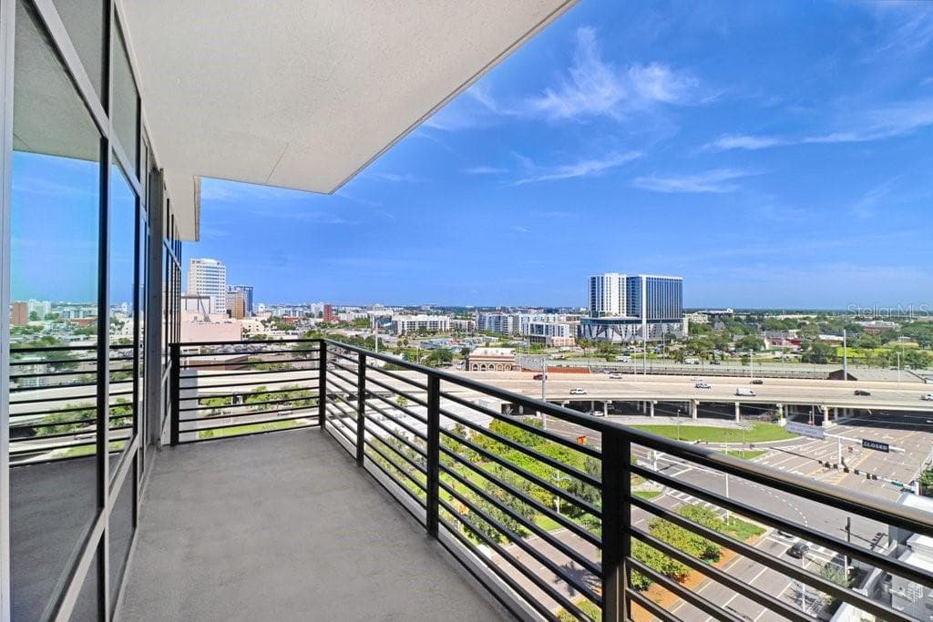 Condominium at 1120 E KENNEDY BLVD #1416, TAMPA, photo 21 of 29