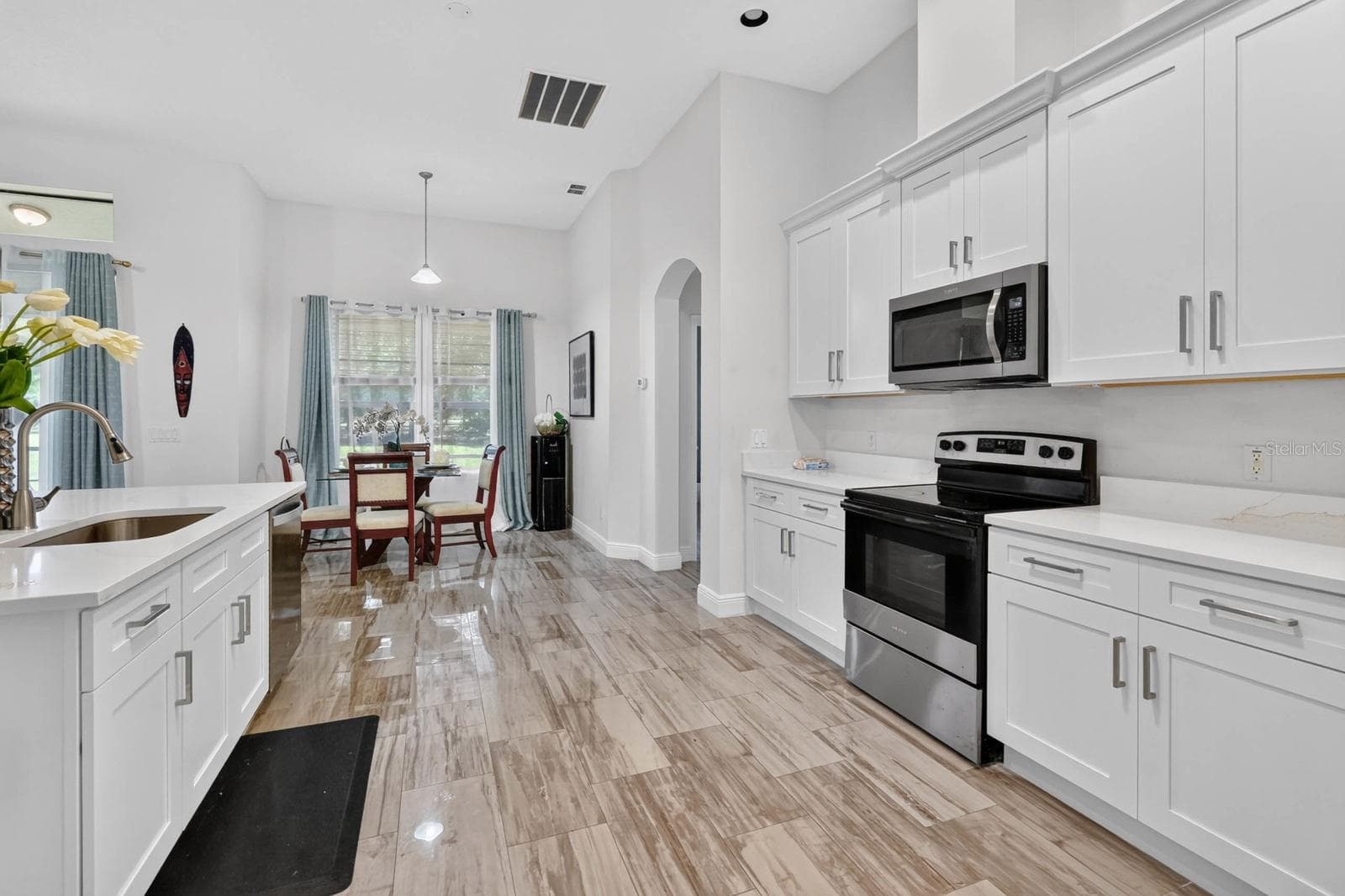 Single Family Residence at 1517 CLAPTON DR, DELAND, photo 14 of 44
