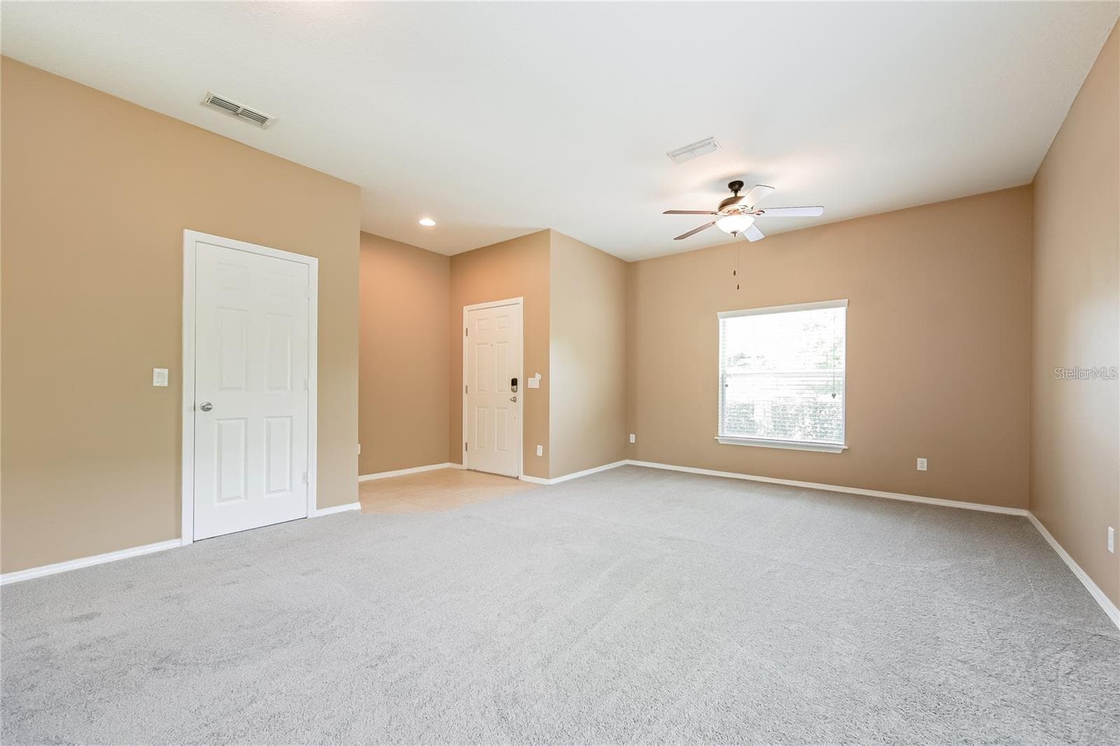 Single Family Residence at 30207 CHEVAL ST, MOUNT DORA, photo 8 of 23