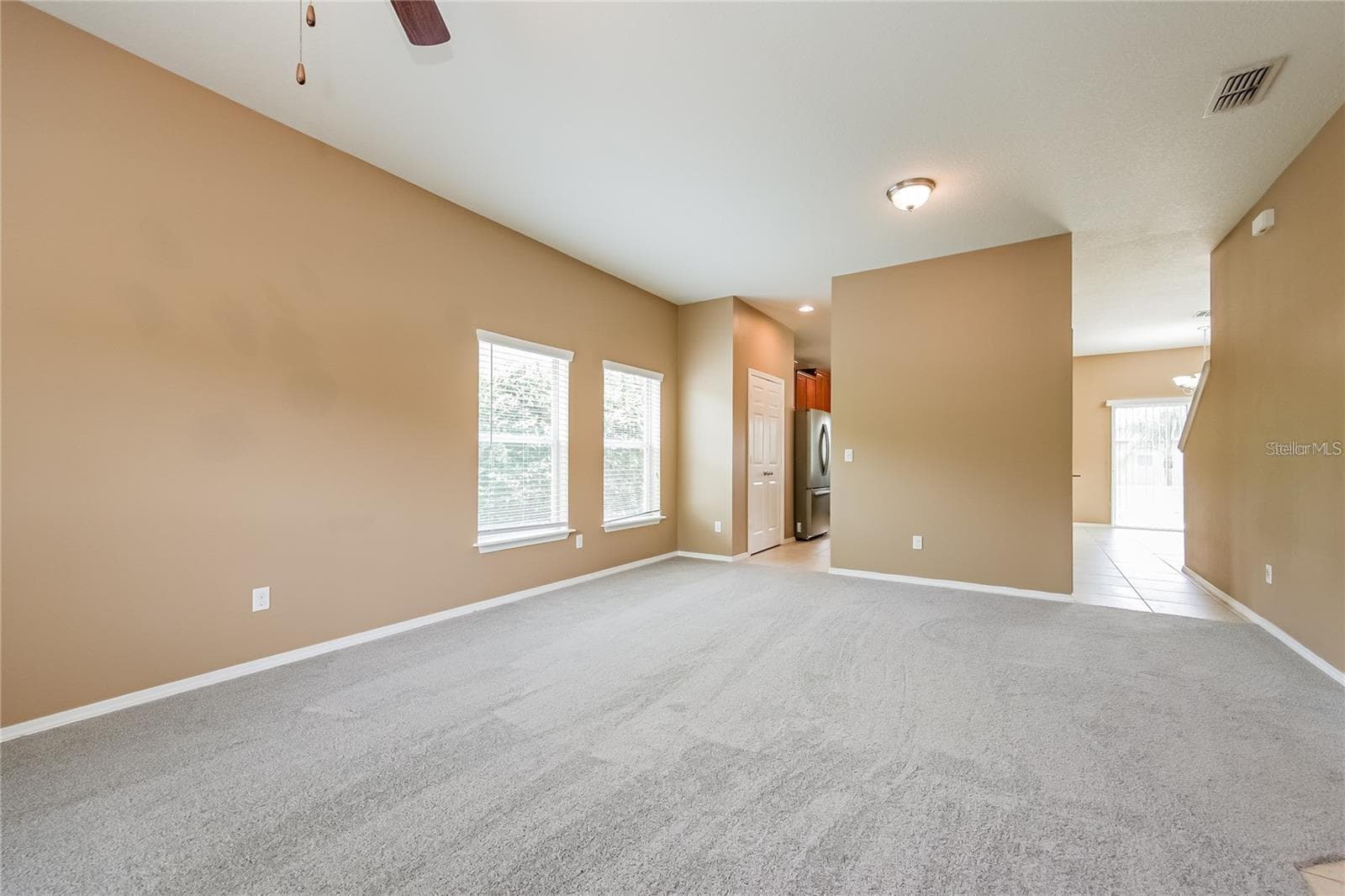Single Family Residence at 30207 CHEVAL ST, MOUNT DORA, photo 9 of 23