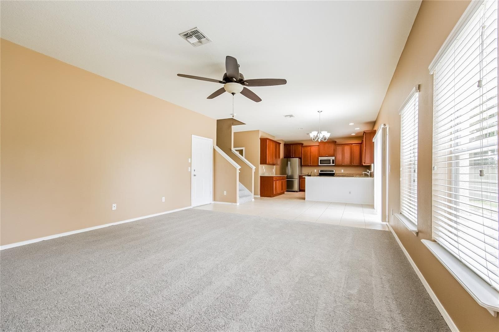 Single Family Residence at 30207 CHEVAL ST, MOUNT DORA, photo 11 of 23