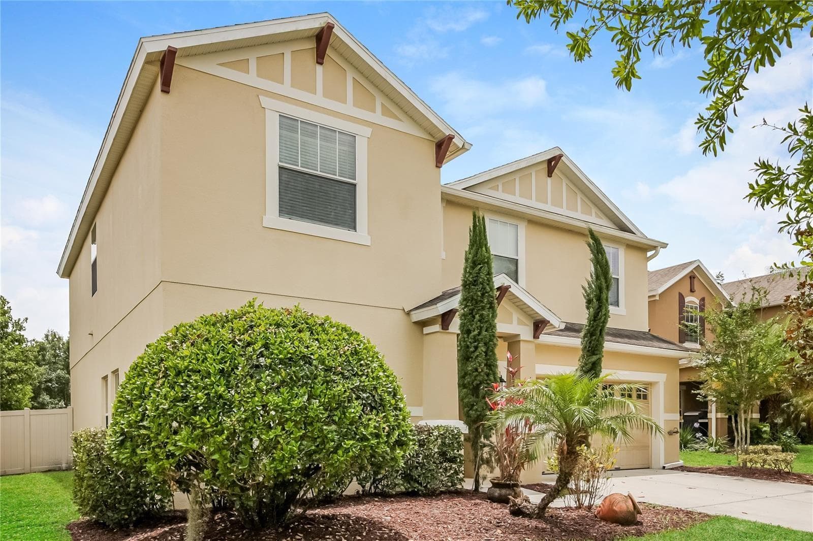 Single Family Residence at 30207 CHEVAL ST, MOUNT DORA, photo 16 of 23
