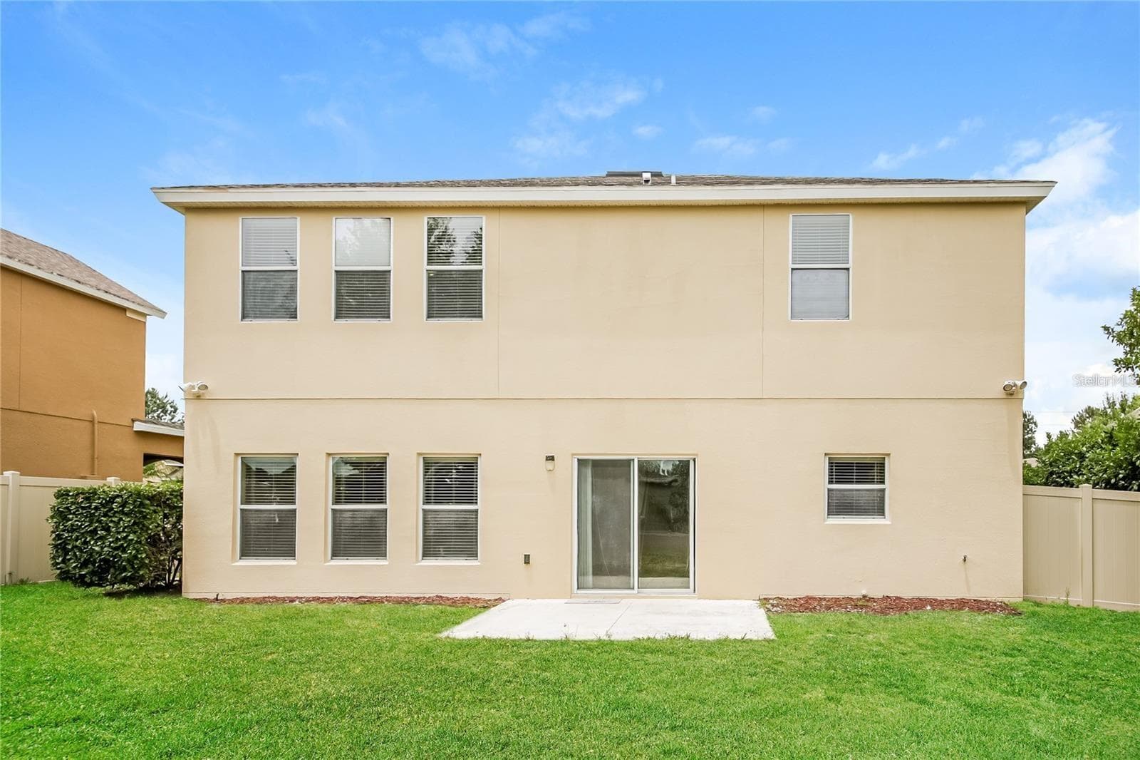 Single Family Residence at 30207 CHEVAL ST, MOUNT DORA, photo 17 of 23
