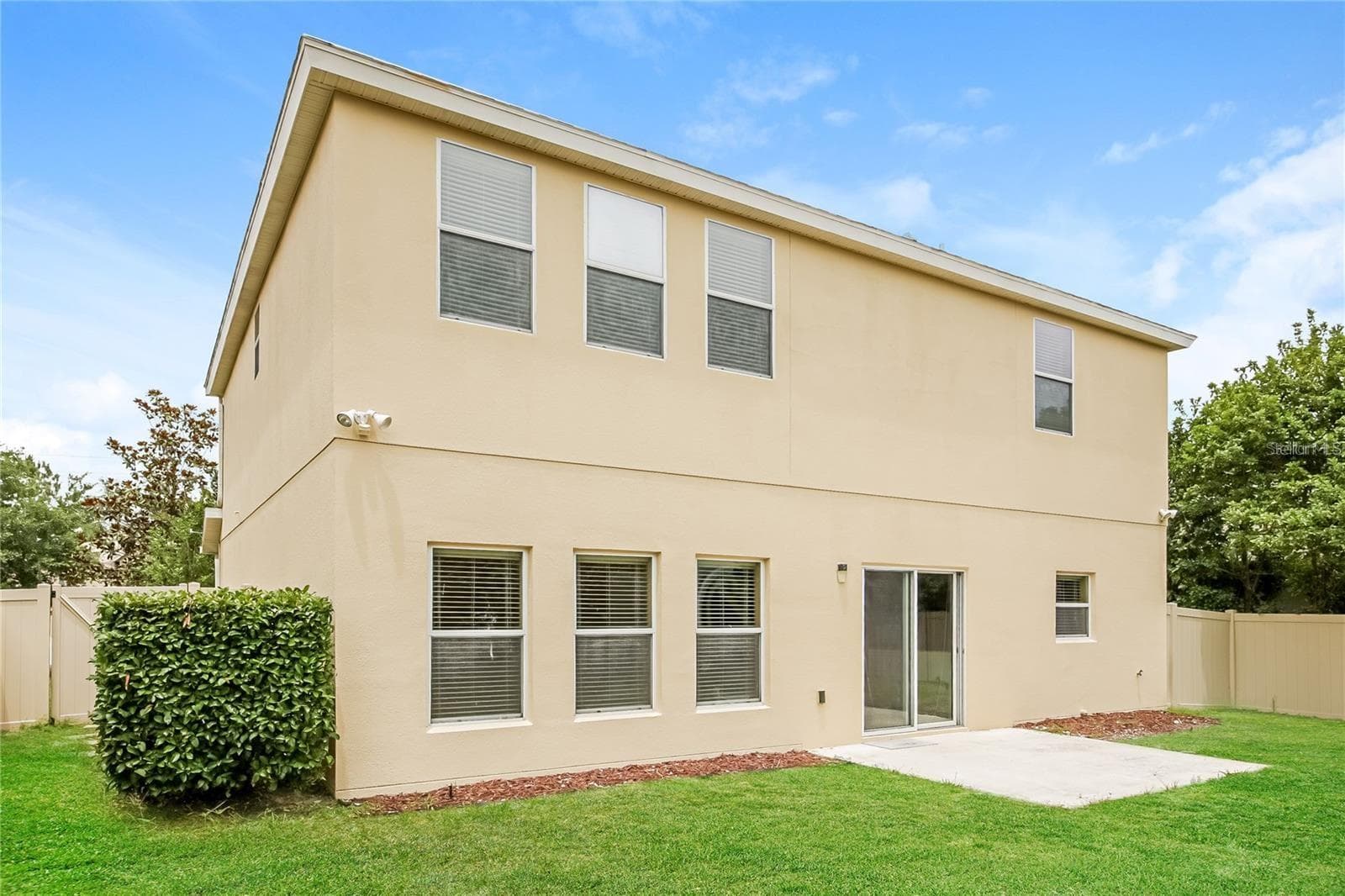 Single Family Residence at 30207 CHEVAL ST, MOUNT DORA, photo 18 of 23