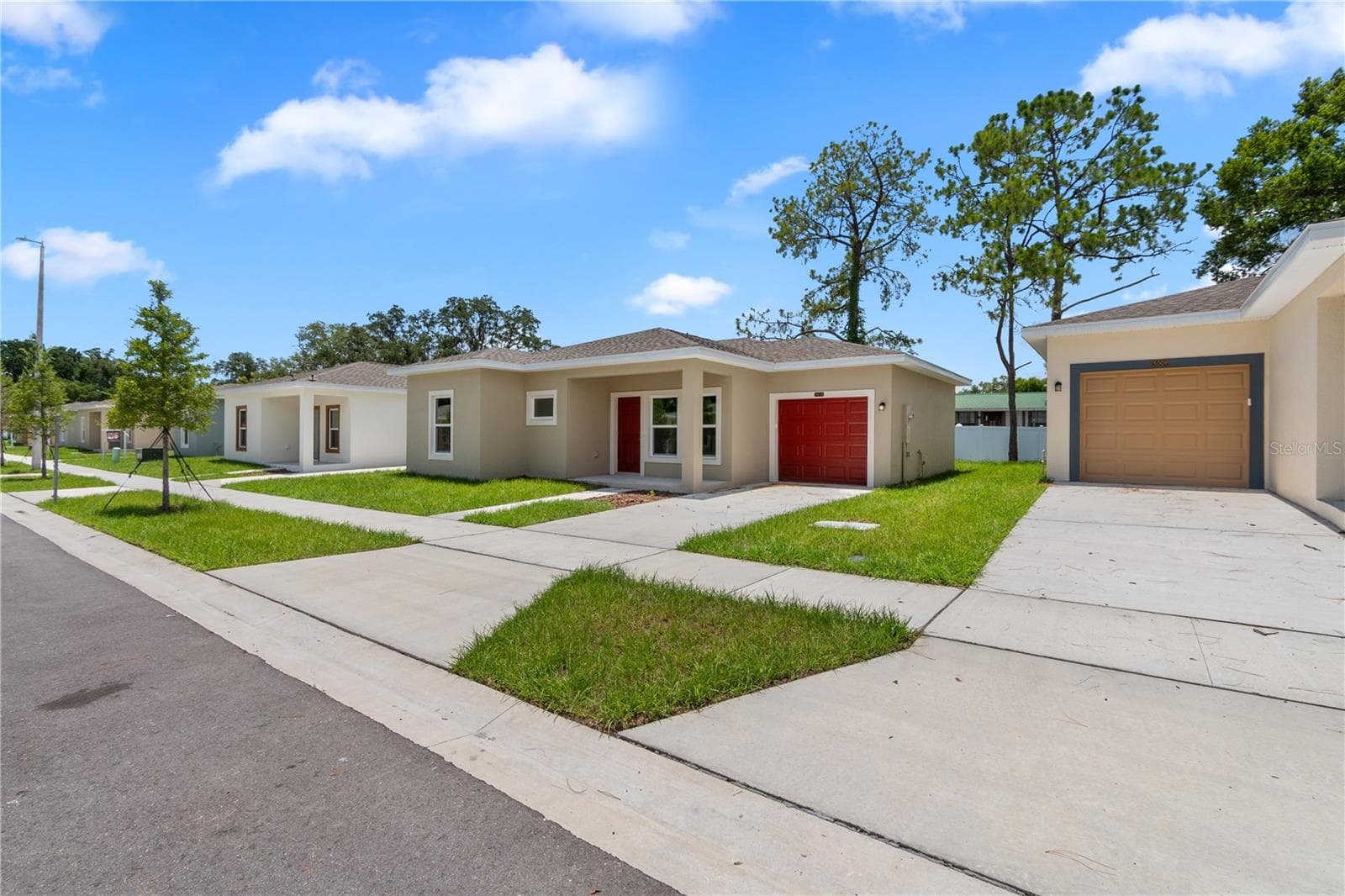 Single Family Residence at 5013 FINDERS CT, TAMPA, photo 4 of 47