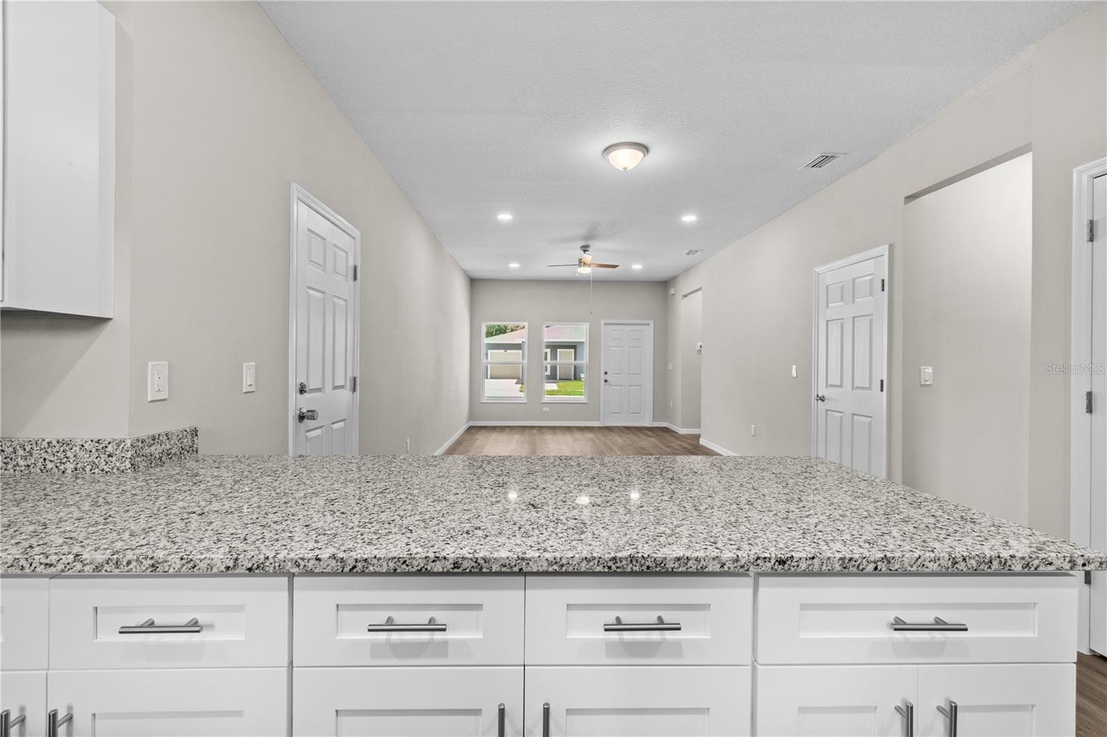 Single Family Residence at 5013 FINDERS CT, TAMPA, photo 18 of 47