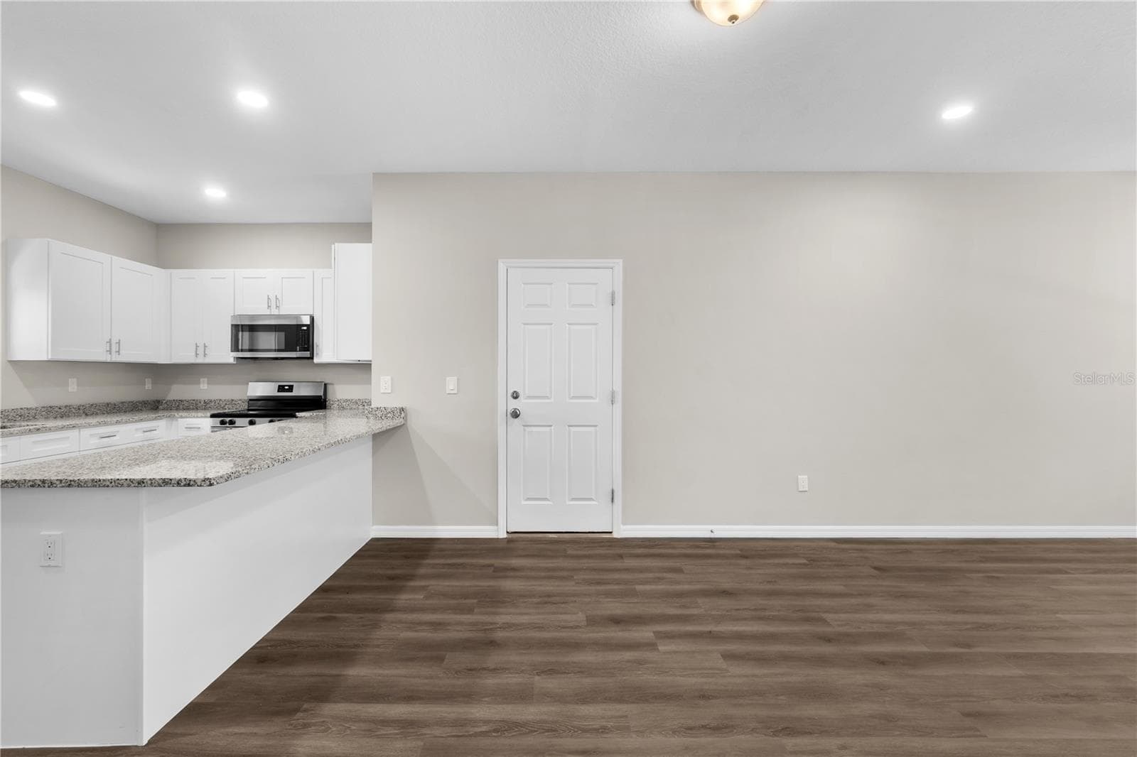 Single Family Residence at 5013 FINDERS CT, TAMPA, photo 19 of 47