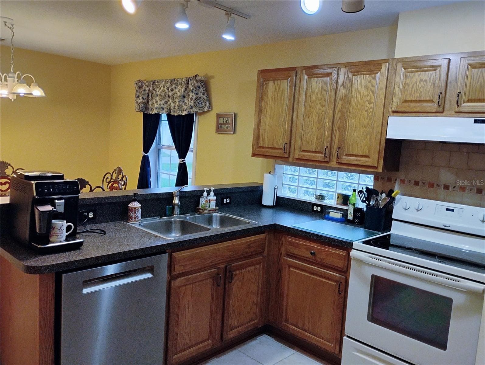 Kitchen - 6321 SW 117TH LOOP, OCALA