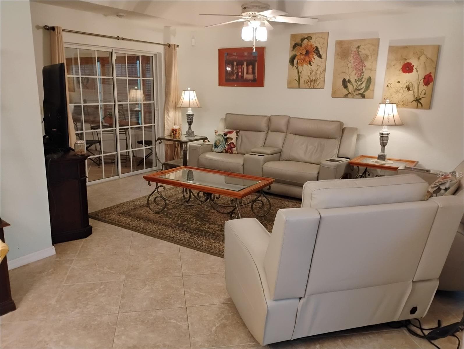 Living Room/fFmily Room - 6321 SW 117TH LOOP, OCALA