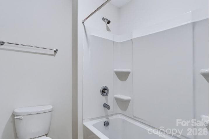 2 BA Tub - 3017 Sassafras Trail, Gastonia