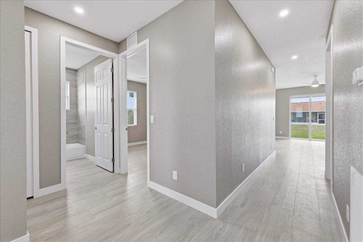 Hallway/interior view - 2683 HOPWOOD RD, NORTH PORT
